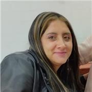 Profesora de español con experiencia en aprendizaje para niños